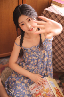 一边扭动身体一边呻吟是怎么回事